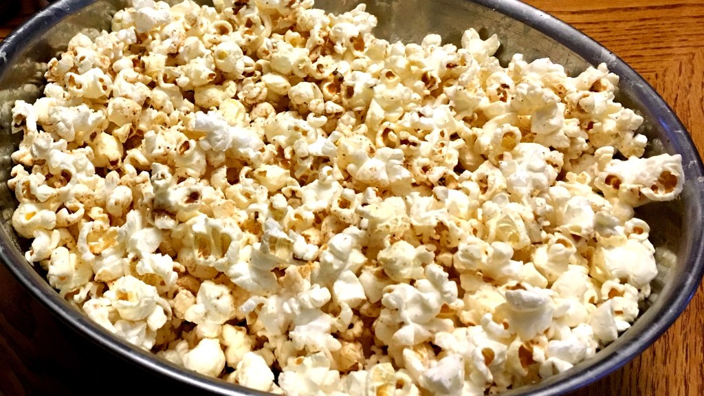 Coconut Oil and Almond Butter&nbsp;Popcorn!!